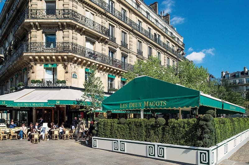 café de Paris Les Deux Magots inaugura charmosa filial no Brasil 